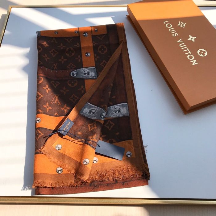 Louis Vuitton Scarf LV00071